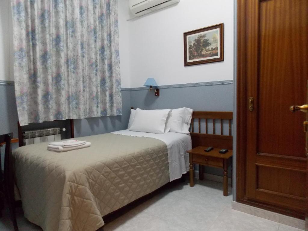 Hostal Dulcinea Madrid Exteriér fotografie
