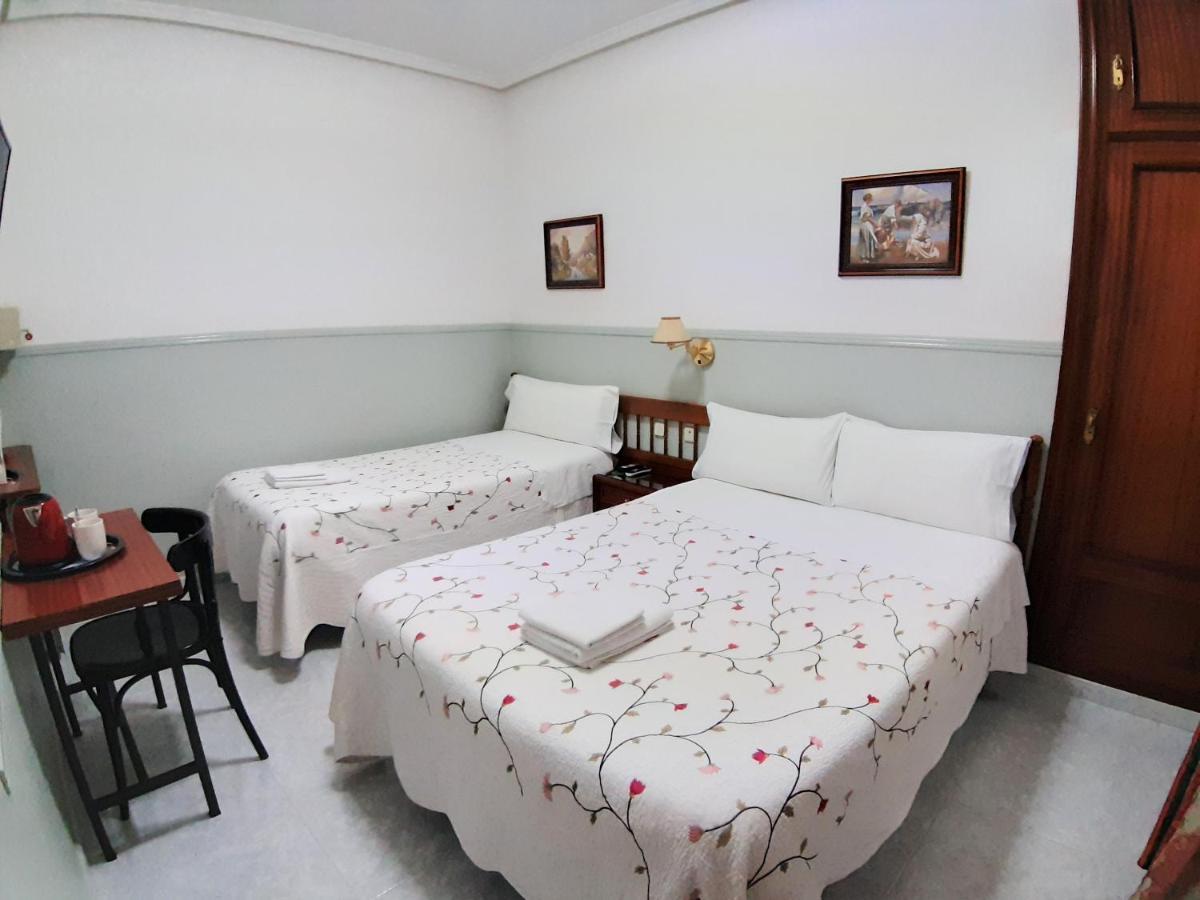 Hostal Dulcinea Madrid Exteriér fotografie